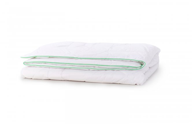 Одеяло "Бамбук" в сатине, размер 140*205 см, облегченное 300 гр/кв.м. фото |от производителя компании Одеялко