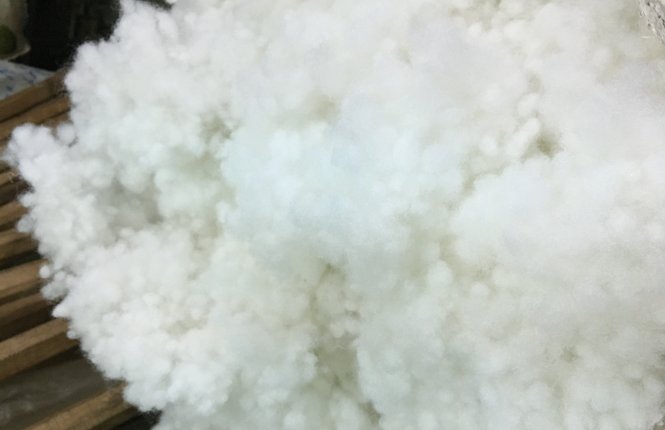 Полиэфирные шарики (наполнитель) (1кг) фото |от производителя компании Одеялко