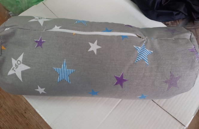 Подушка - валик "Гречишная лузга" р50*d13см, вес 1350гр (+-10гр) (АК) фото |от производителя компании Одеялко