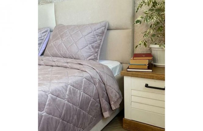 Покрывало 7-я 230*250 + 2 нав. (50*70) Цветок Ромб велюр стеганое однотонное цв. подкл (ТАЧ) фото |от производителя компании Одеялко