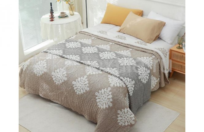 Покрывало 7-я 230*200 Белый орнамент соевое волокно полотняное (ТАЧ) фото |от производителя компании Одеялко