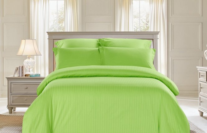 Комплект постельного белья Евро Сатин Страйп 1*1 см (135 гр/кв.м.) Ассортимент фото |от производителя компании Одеялко