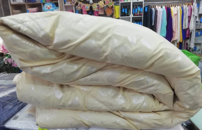 Одеяло "Шерстяное" в тике п/э, размер 172*205 см, облегченное 200 гр/кв.м. фото |от производителя компании Одеялко